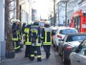 Einsatz Feuerwehr SEK Polizei Koeln Nippes Merheimerstr P040